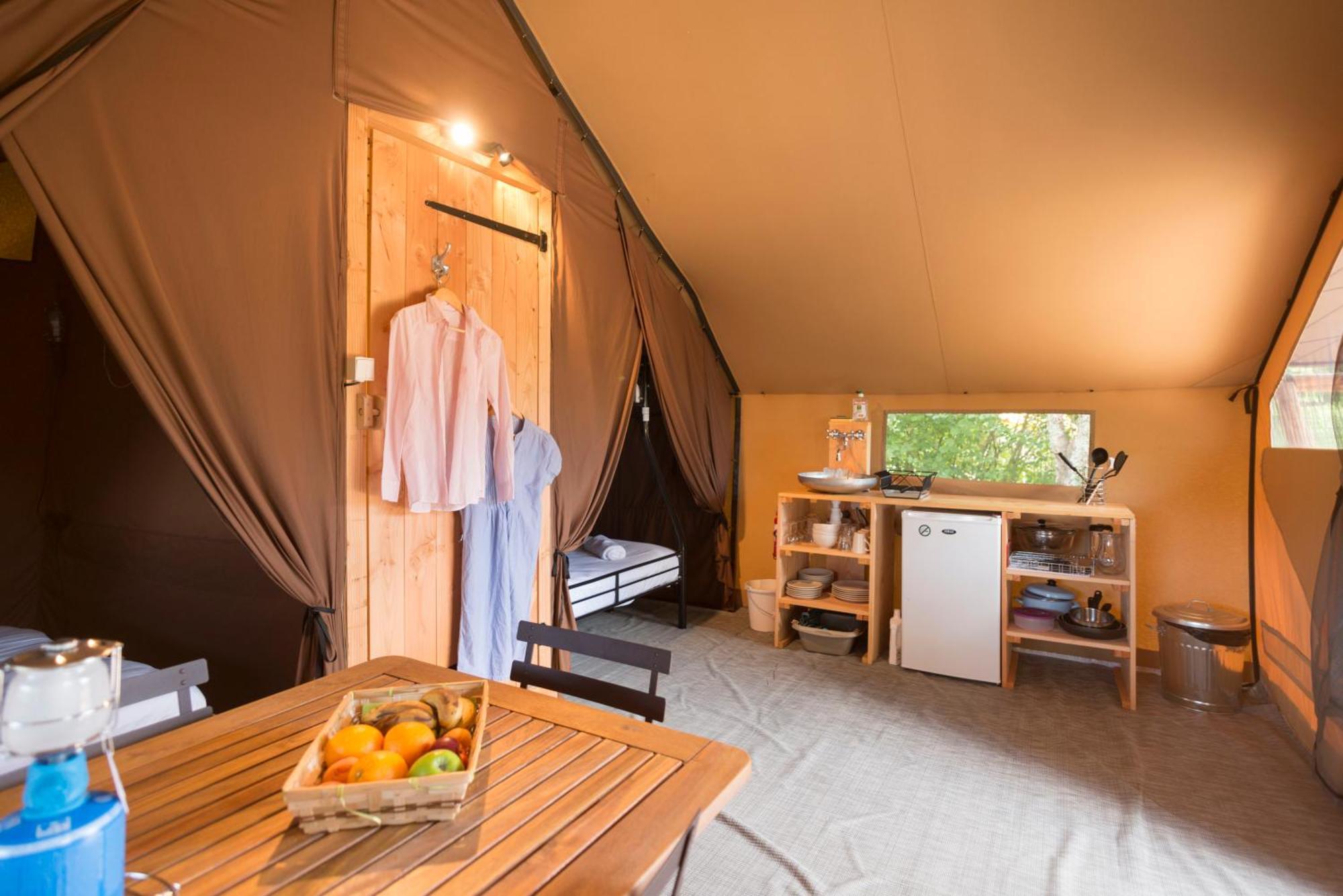 Huttopia La Claree Val-des-Pres Room photo